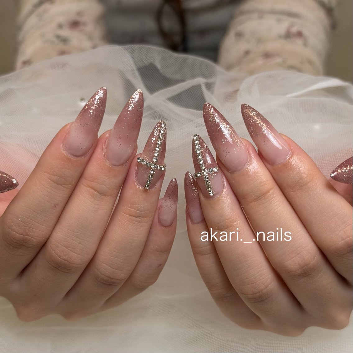 ネイル ハンドネイル akari🎀 naill｜堺筋本町のネイルデザイン