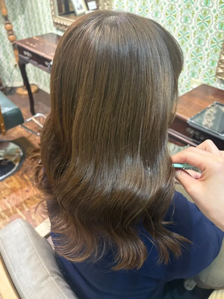 カラー オリーブカラー ヘアカラー トリートメント なぎさ 🎀 / 透明感カラー/心斎橋のヘアスタイル