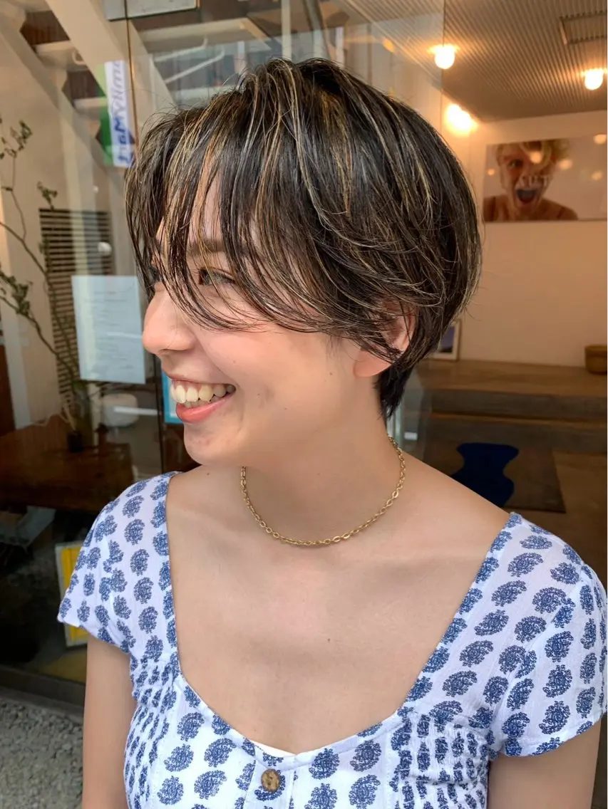 ショート 🌻おおとみはな/ レイヤー/Wカラ🌻のヘアスタイル