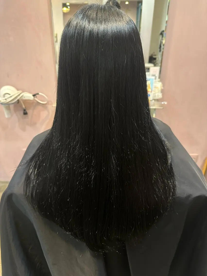 ロング カラー 黒髪 赤坂 柊誠のヘアスタイル