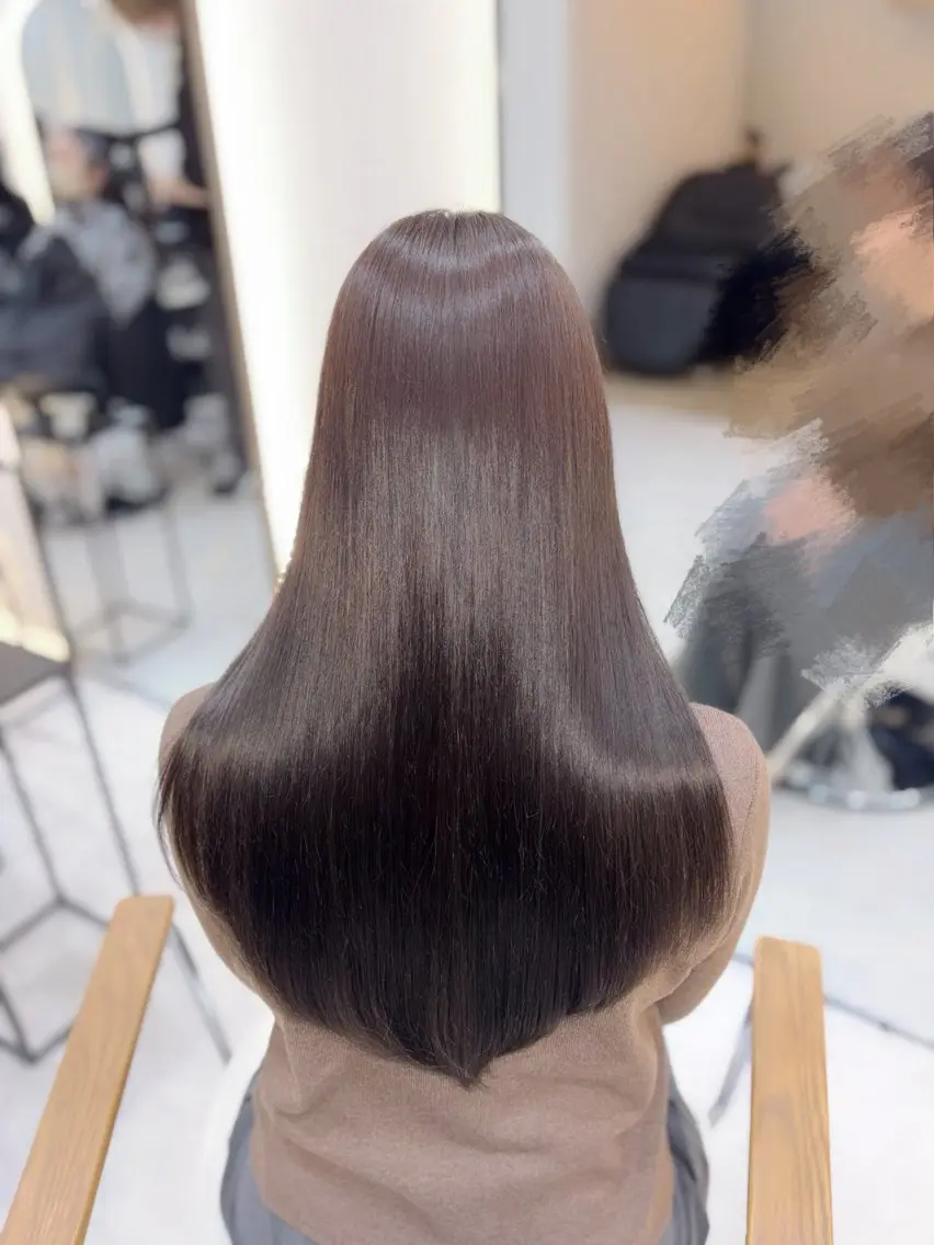 ロング カラー 透明感カラー レイヤーカット カット ヘアカラー トリートメント 艶髪・透明感カラー・ 韓国ヘア・Yuriのヘアスタイル
