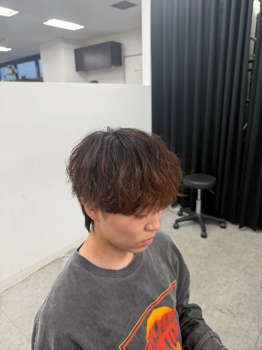 パーマ メンズ マッシュ メンズパーマ ニュアンスパーマ カット パーマ メンズモデル募集中 🫧MIRAN🫧のヘアスタイル