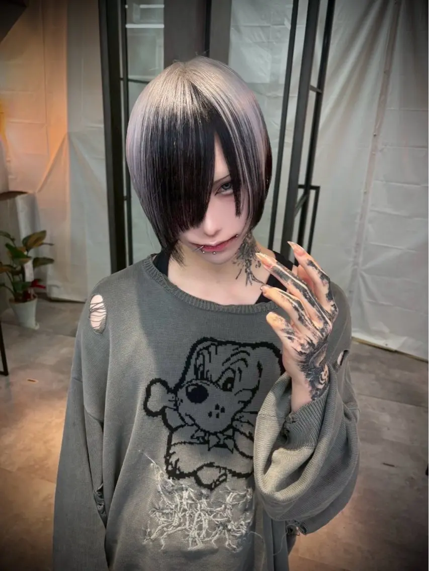 ショート カラー ヘアカラー トリートメント 元地雷系美容師🫶 RYUSEI🐈‍⬛のヘアスタイル