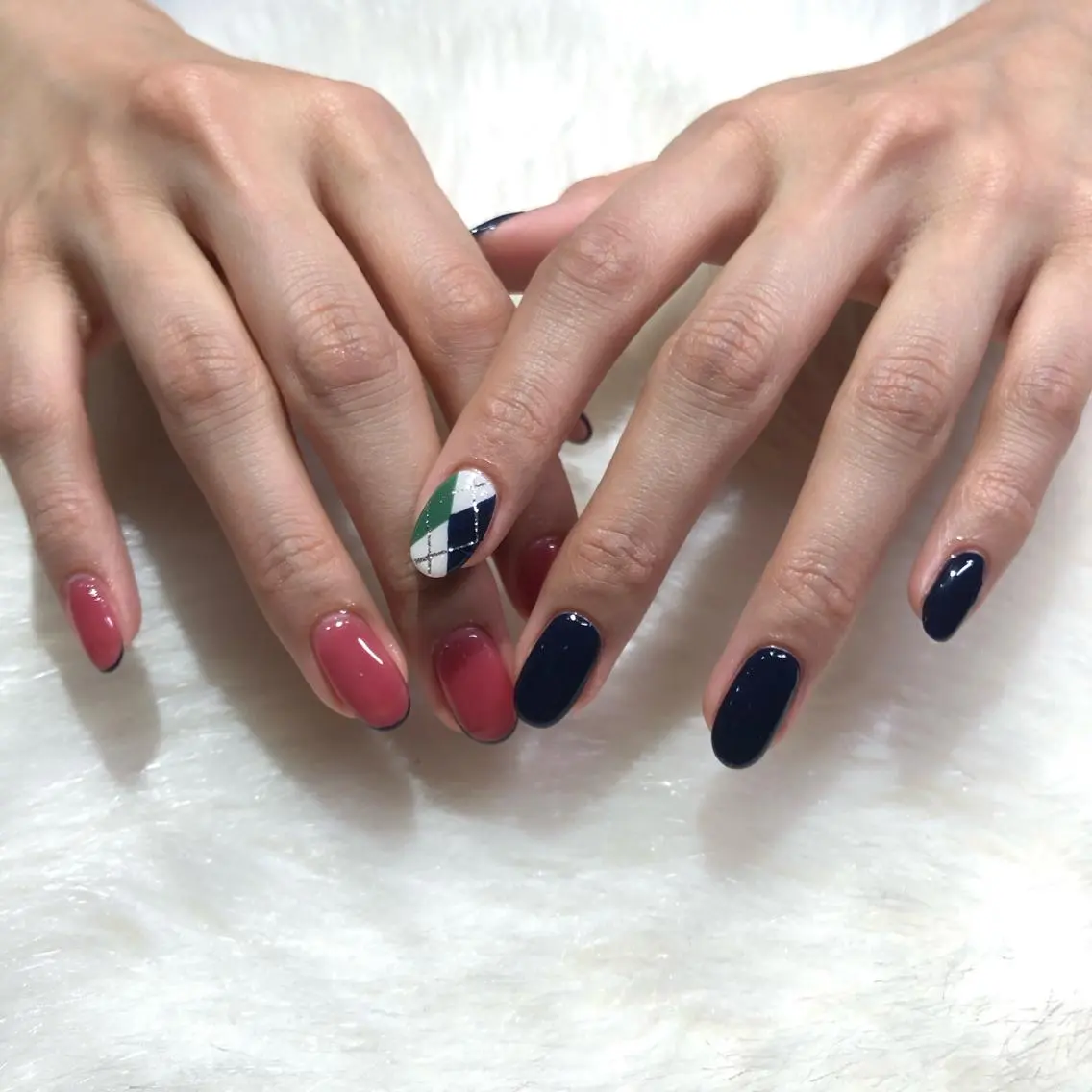 ネイル ハンドネイル フットネイル ハンドケア Miyagi Asamiのネイルデザイン