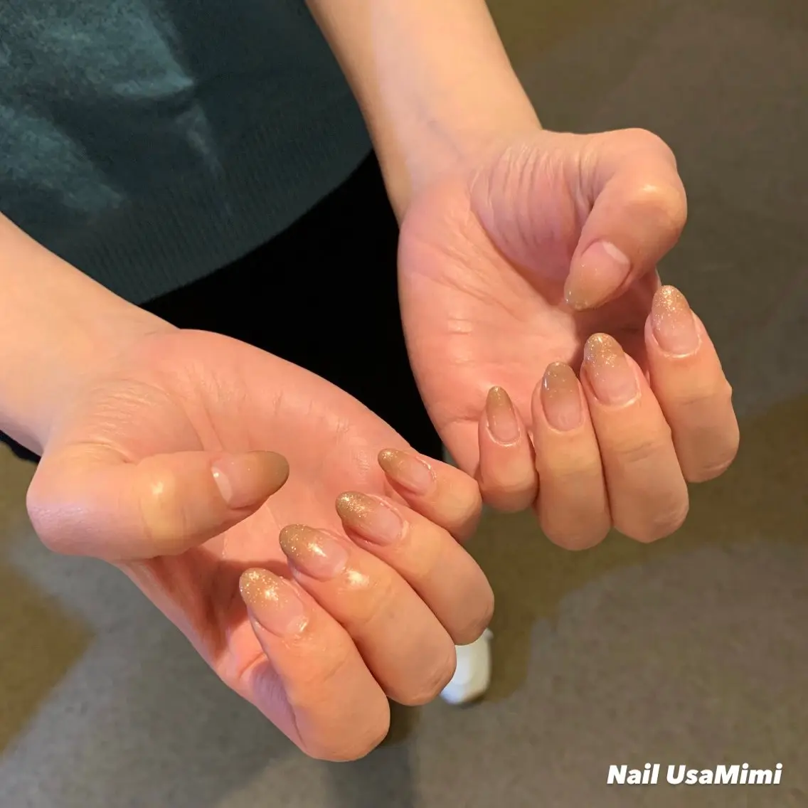 ネイル ジェルネイル マグネットネイル 持ち込み ワンカラーネイル パラジェル 本町ネイルNail UsaMimiのネイルデザイン