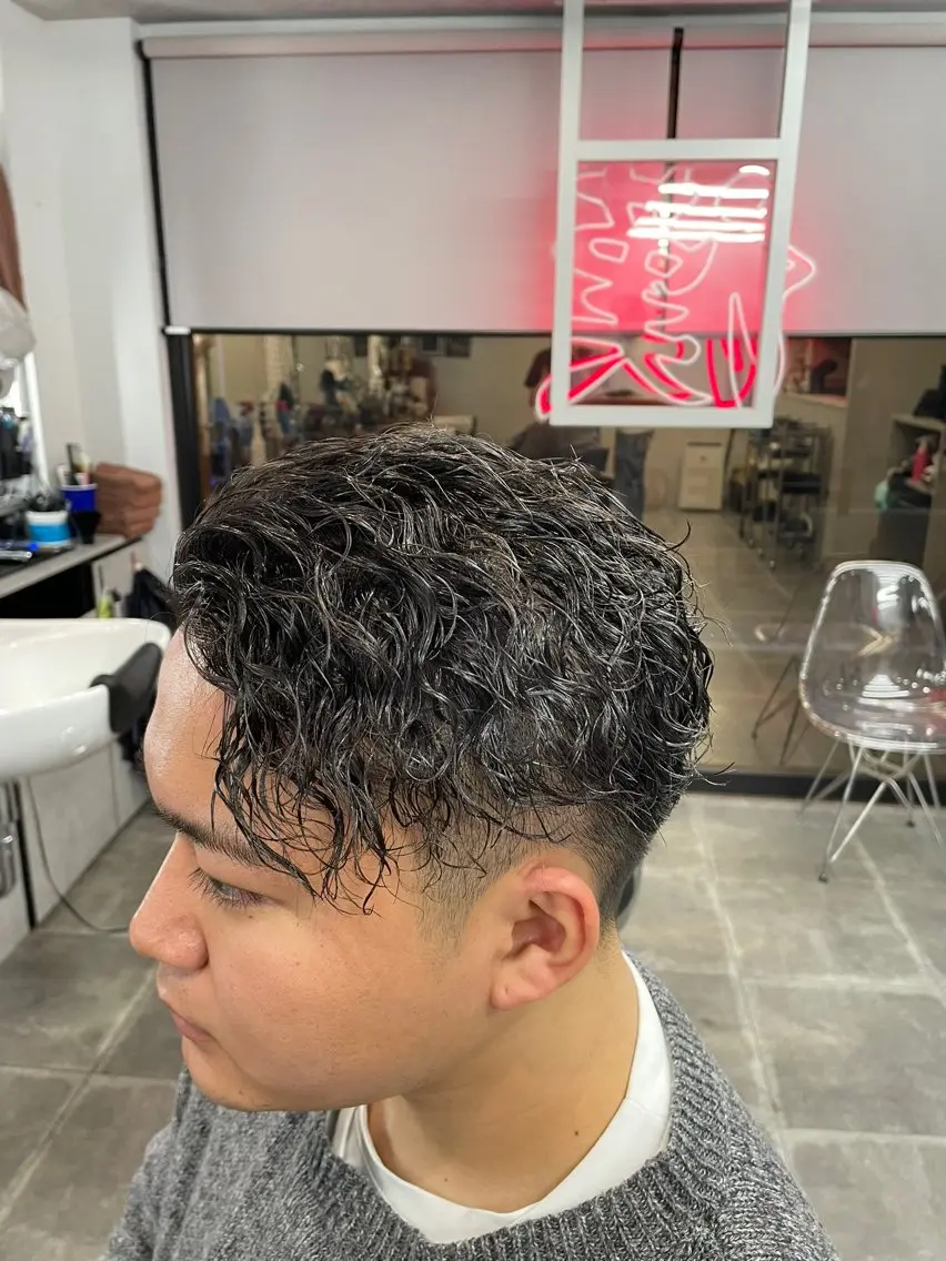 ショート メンズ メンズパーマ 🔥メンズ専門 美容師🔥 柳澤陵心のヘアスタイル