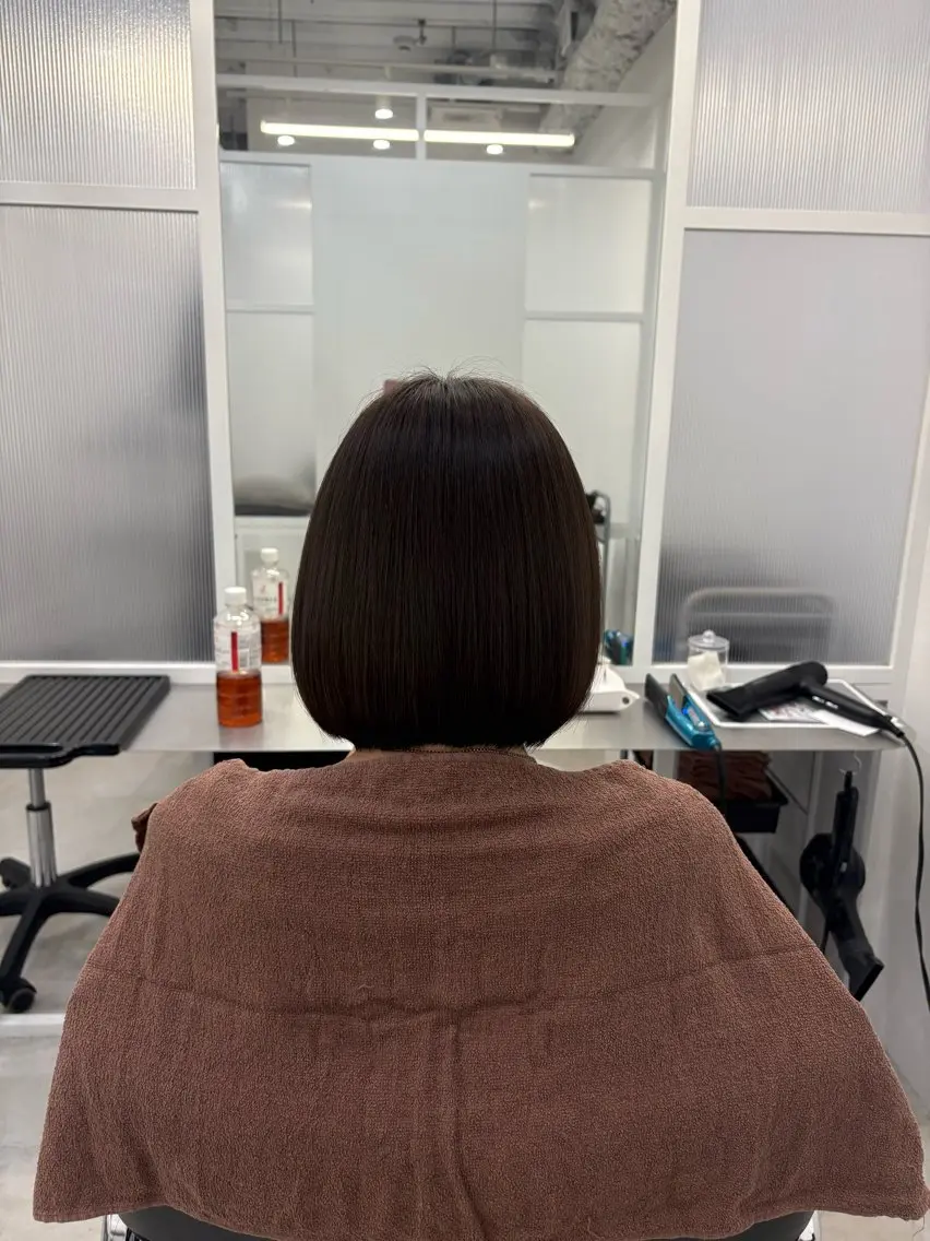 ショート カラー ハイトーンカラー ヘアカラー トリートメント Karen 🖤⟡.·のヘアスタイル