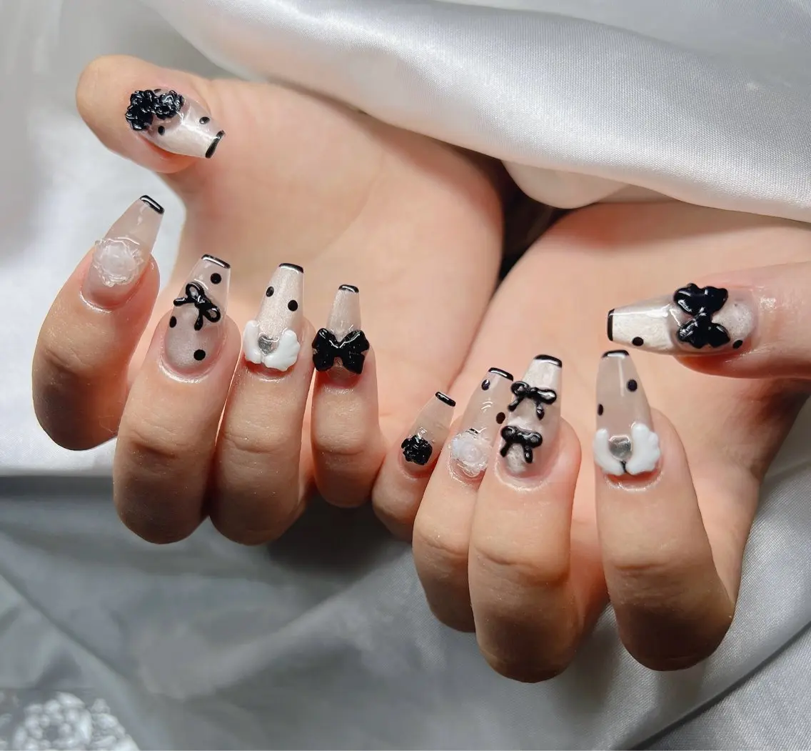 ネイル 長さ出し グラデーション 卒業式 キラキラネイル マグネットネイル ハンドネイル Lee Nailsのネイルデザイン