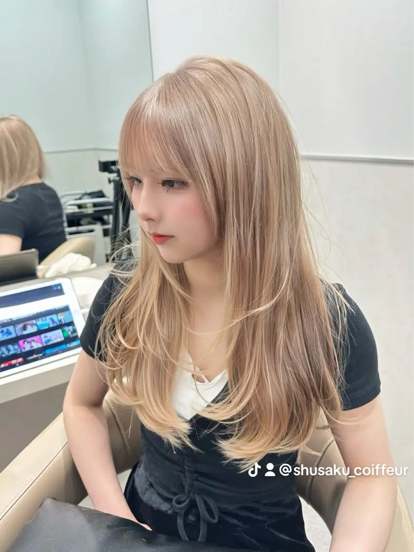 🍒迷ったらこれ🍒ケアブリーチ+HITA髪質改善トリートメント👑ハイトーン リタッチ 人気カラー ブロンドの写真