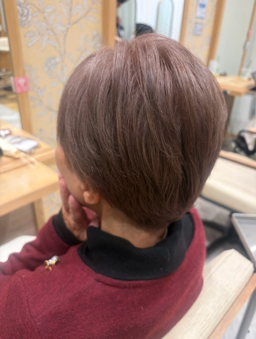 カラー グレージュ ヘアカラー ⭐︎AVEDA Rui⭐︎のヘアスタイル