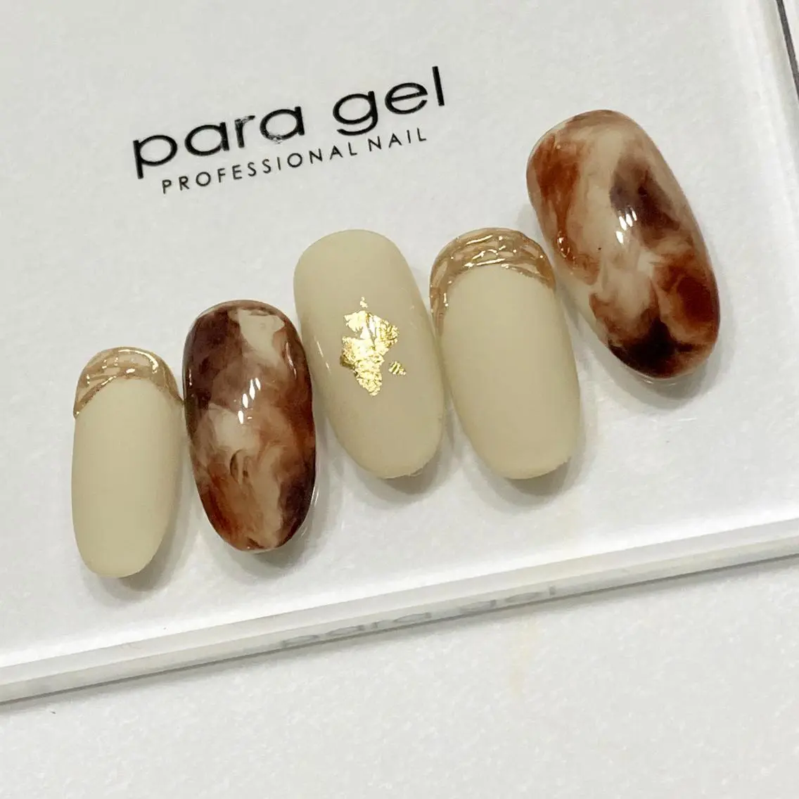 ネイル BellaLuna NAILのネイルデザイン