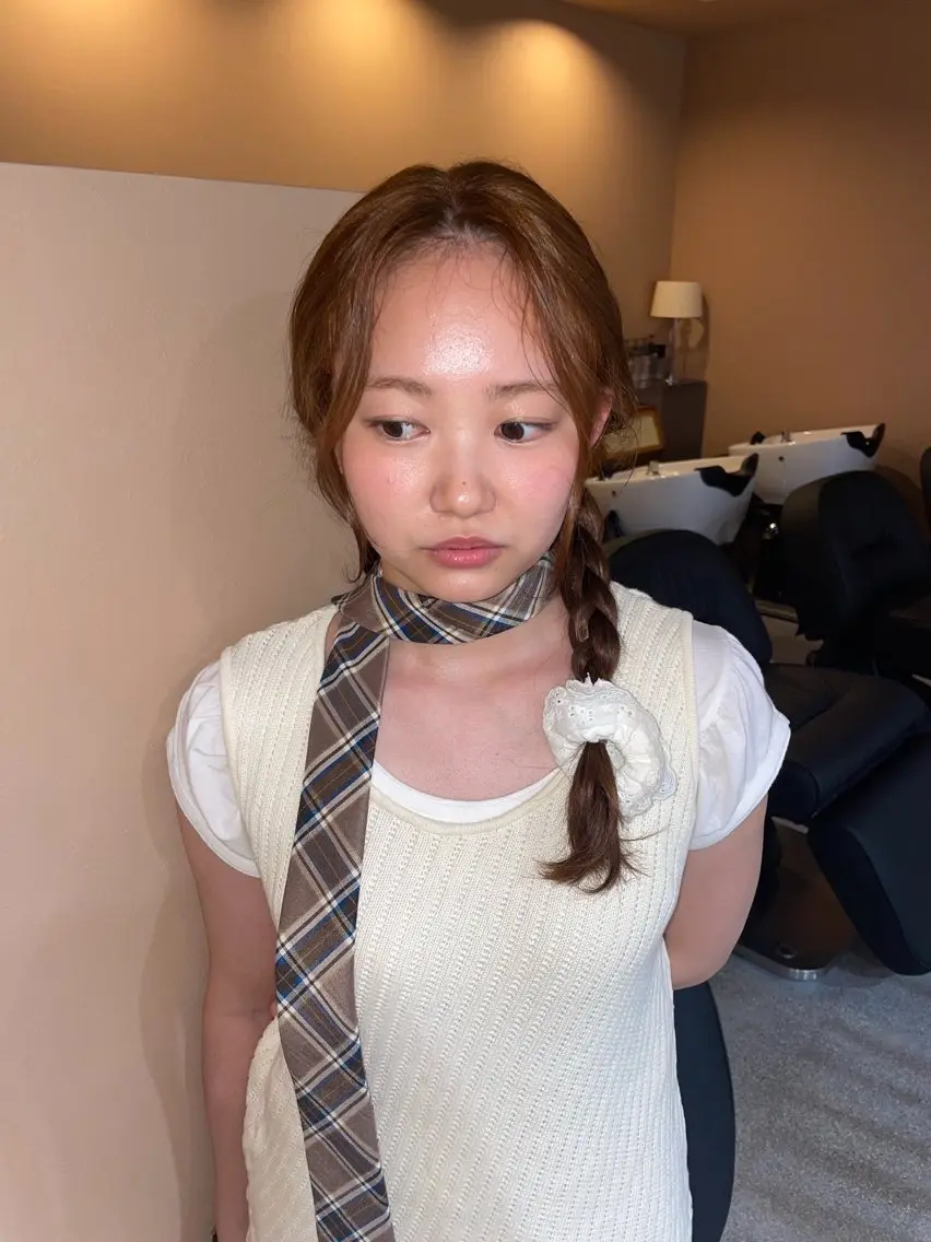 セミロング オレンジブラウン カット ヘアカラー トリートメント 韓国レイヤー YOKE reinaのヘアスタイル
