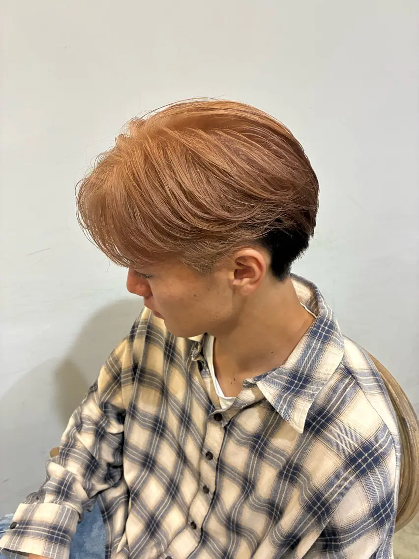 カラー メンズパーマ特化 三宅陸斗のヘアスタイル