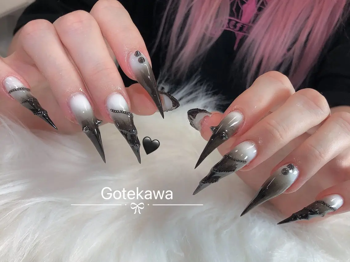ネイル 持ち込み 夏ネイル ハンドネイル ハンドケア Gote Kawa nail salonのネイルデザイン