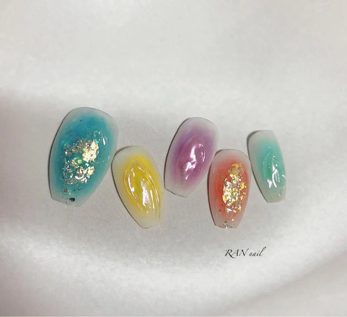 ネイル オーロラネイル チークネイル ジェルネイル 氷ネイル・うるうるネイル キラキラネイル ハンドネイル フットネイル RAN nailのネイルデザイン