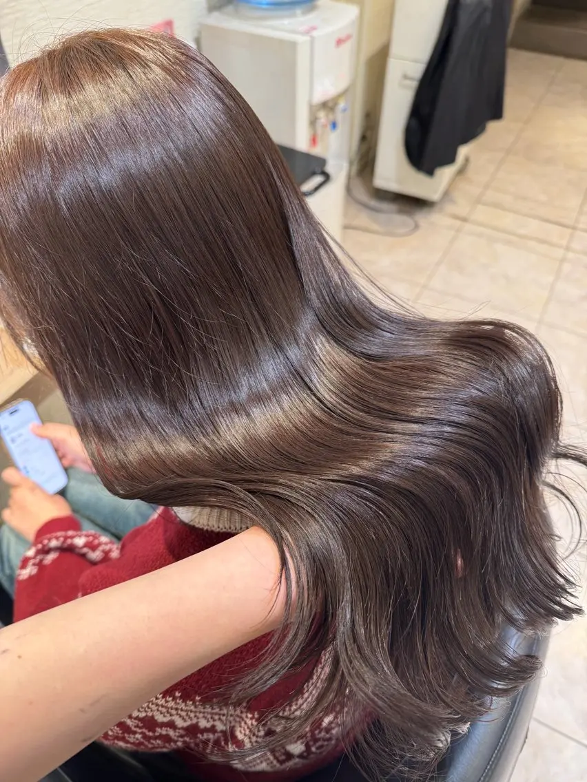 ロング カラー ヘアカラー トリートメント さら艶レイヤーカット 🩶Suzuneのヘアスタイル