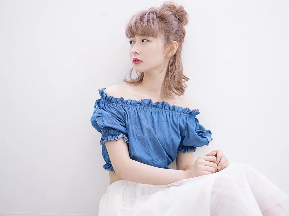 ミディアム セミロング カラー ヘアアレンジ 花井 啓好のヘアスタイル