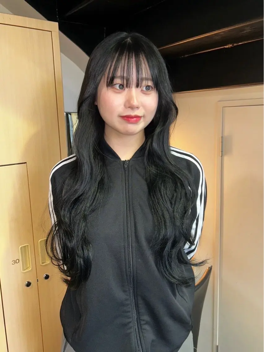 ロング オールマイティ美容師 💋𝑨𝑵𝑵𝑨のヘアスタイル