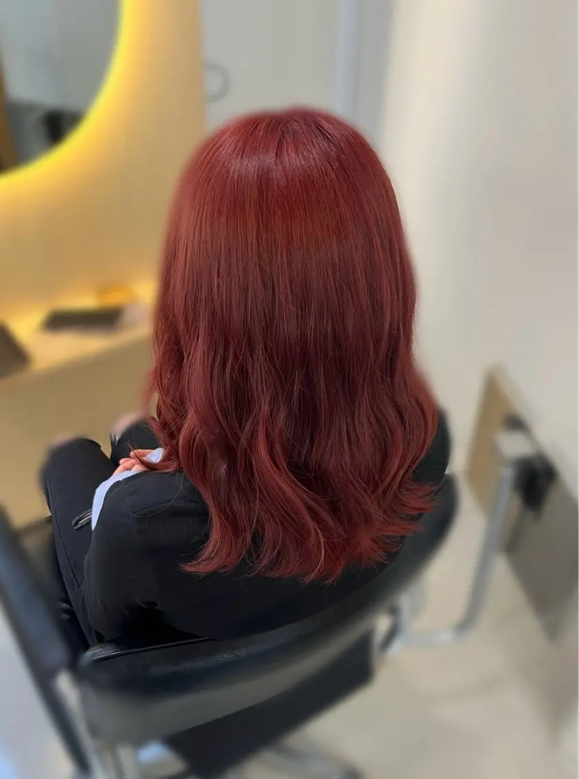 カラー ブリーチ レッドカラー kiito HINA໒꒱୨୧のヘアスタイル