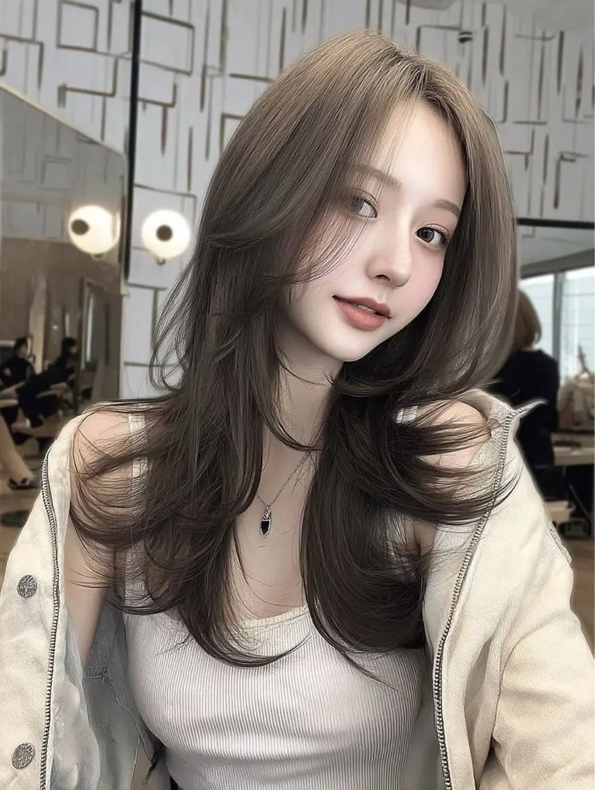 ロング 韓国ヘア┊︎レイヤー カット┊︎藤松美紗のヘアスタイル