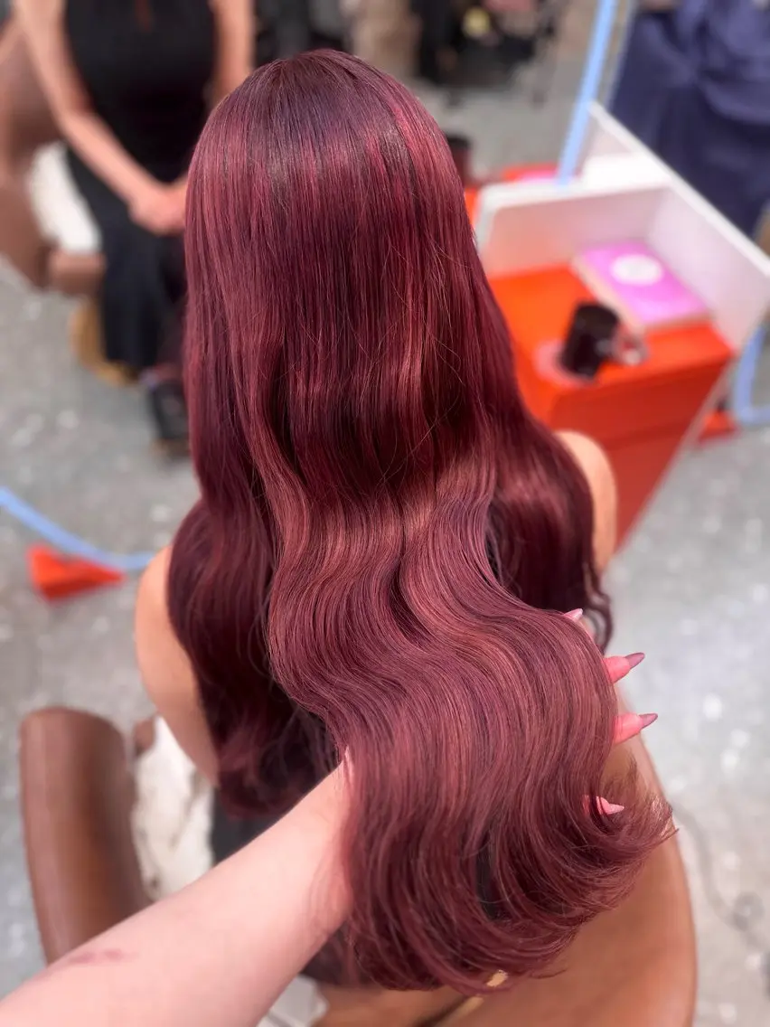 ロング カラー ヘアカラー トリートメント 🎀ちゃんりお🎀 /ブリーチなしカラーのヘアスタイル