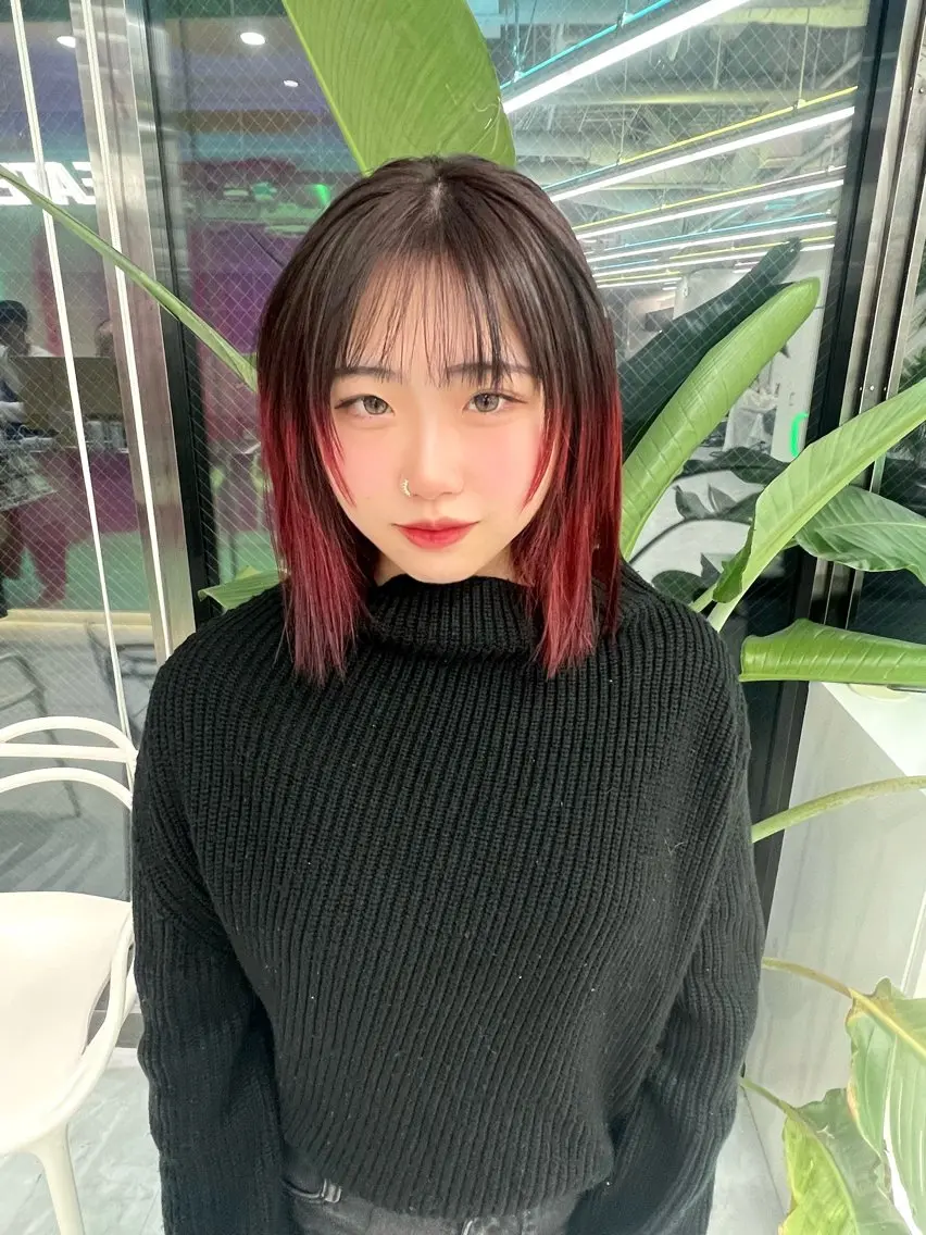 ミディアム KANAMI 🌏のヘアスタイル