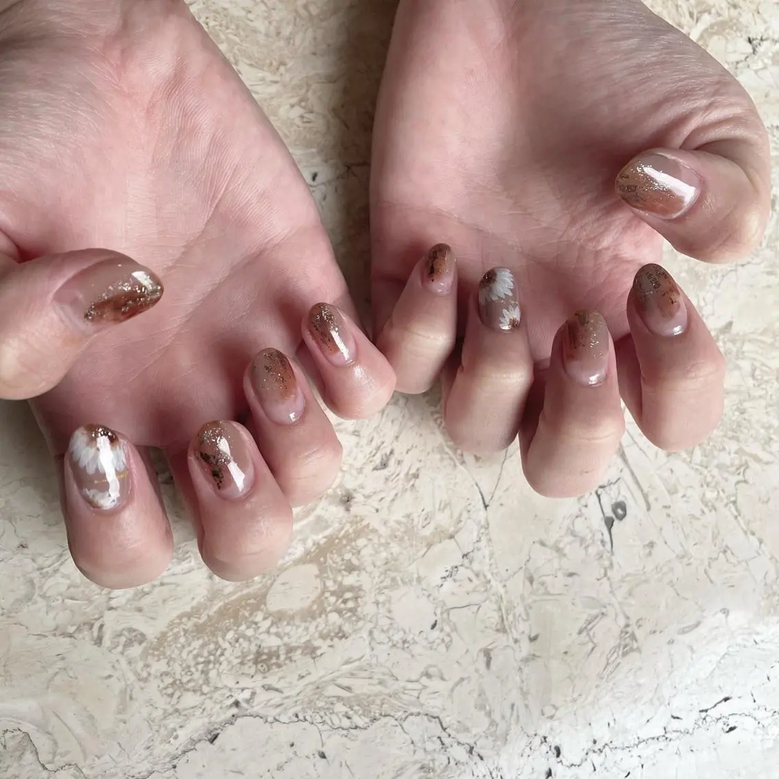 ネイル アートネイル フラワーネイル ジェルネイル 韓国ネイル ラメ(グリッター) ハンドネイル フットネイル nail salon mieux(ミュー)のマツエク・マツパデザイン