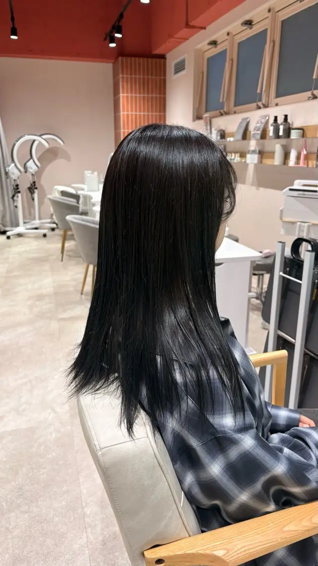 ロング カラー ブリーチ 透明感カラー ブリーチなしカラー zest bis /anju🌺✨のヘアスタイル