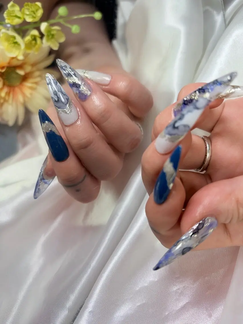 ネイル アートネイル ハンドネイル ハンドケア Rits Nail 👽HARUTOのネイルデザイン