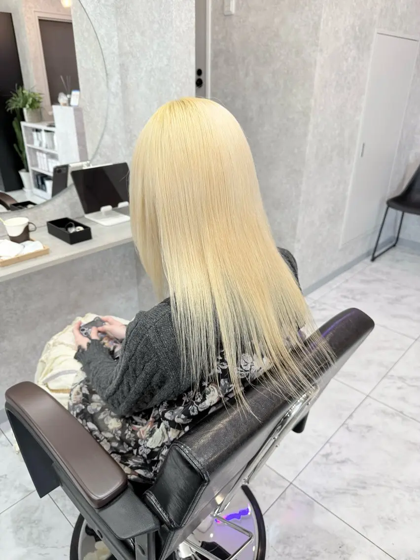 ミディアム カラー 🌺ハイトーン🌺 矢葺 なぎさ🌺🌺のヘアスタイル
