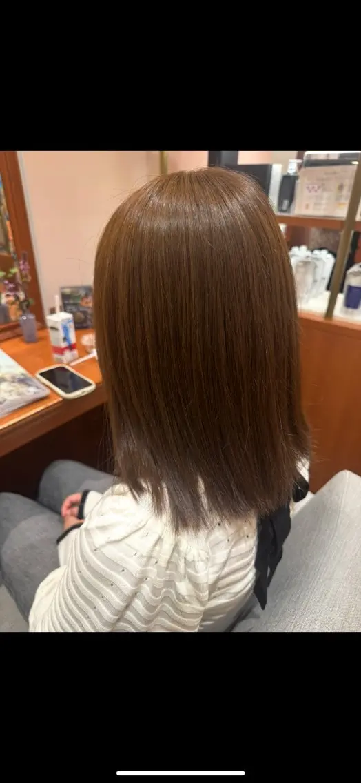 カラー 川島 愛莉のヘアスタイル