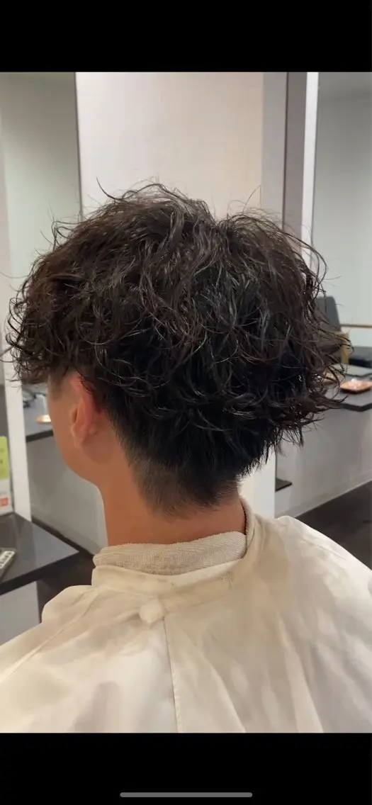 パーマ メンズ 杉山 梨里華のヘアスタイル