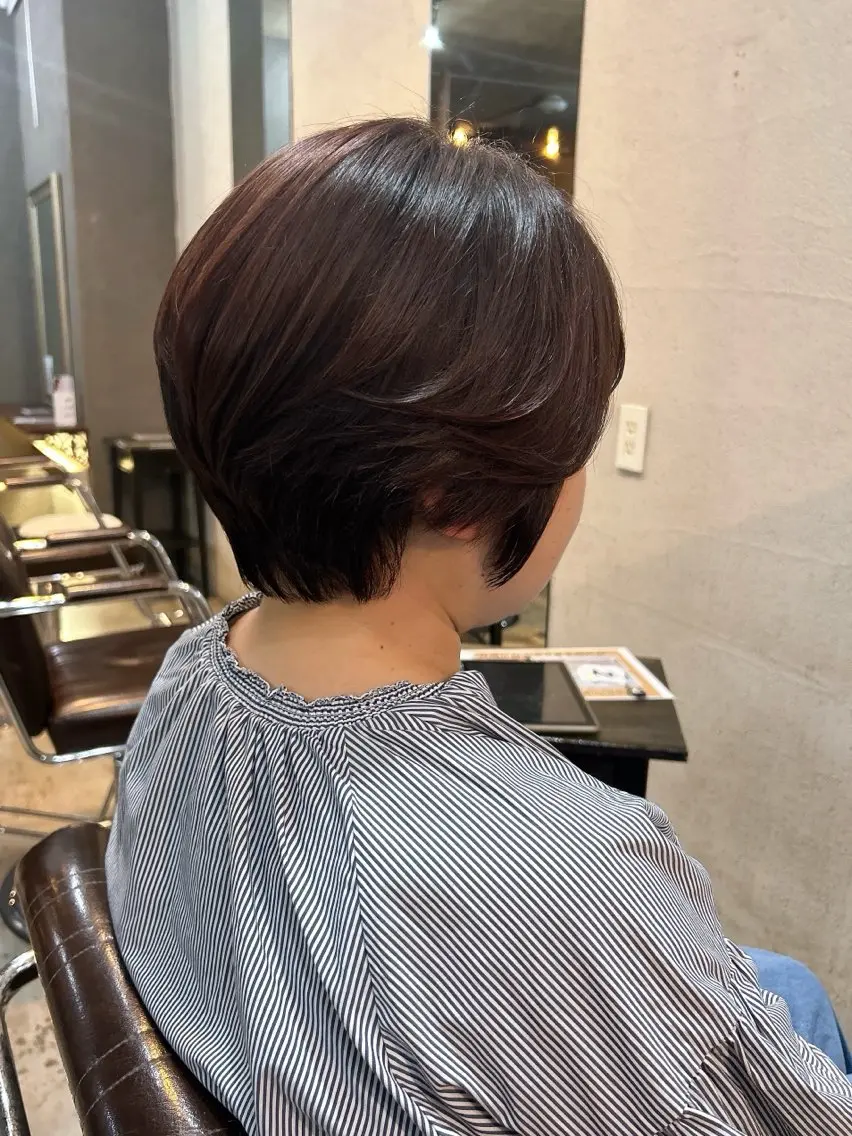 ショート カラー ショートボブ ブラウンカラー ピンクカラー ピンクブラウン ボブ カット ヘアカラー 桜田 修未のヘアスタイル