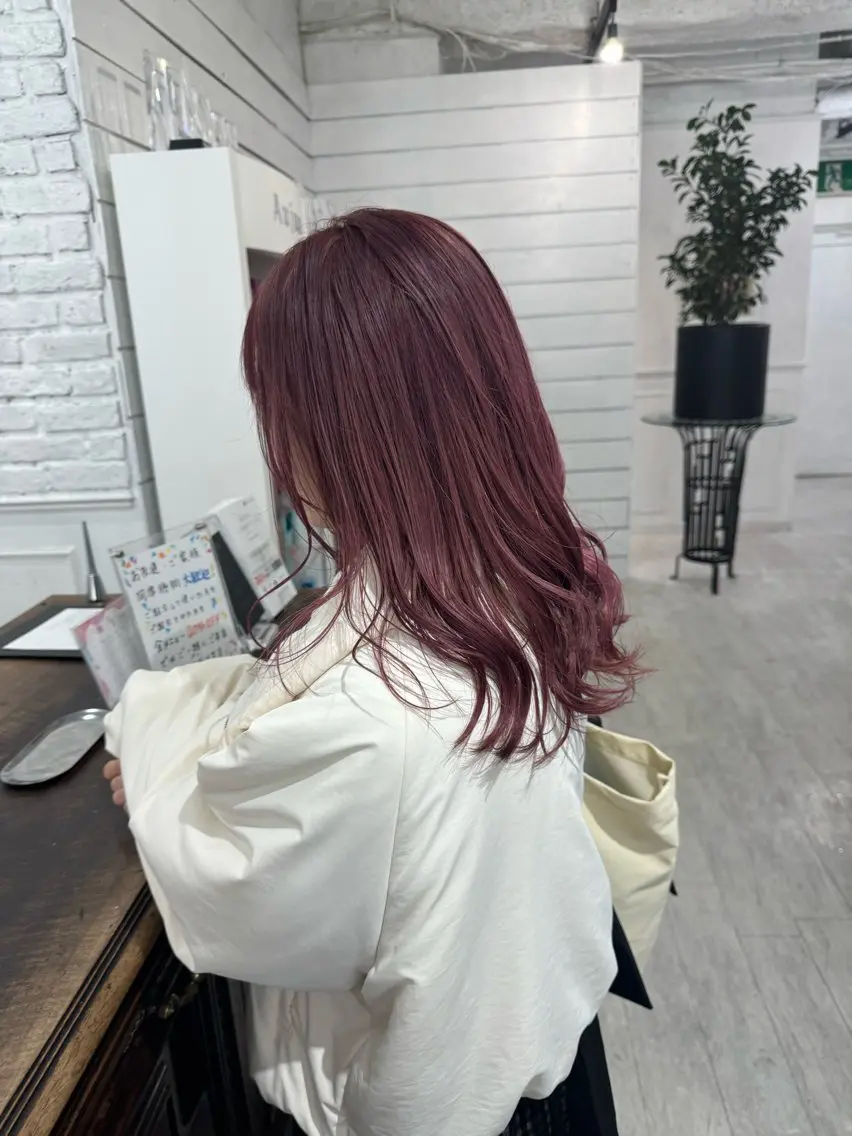 セミロング カラー バレイヤージュ ミストバング ベージュカラー ブリーチ 抜きっぱなしブロンド 札幌ブリーチカラー/ ダブルカラー/ドイのヘアスタイル