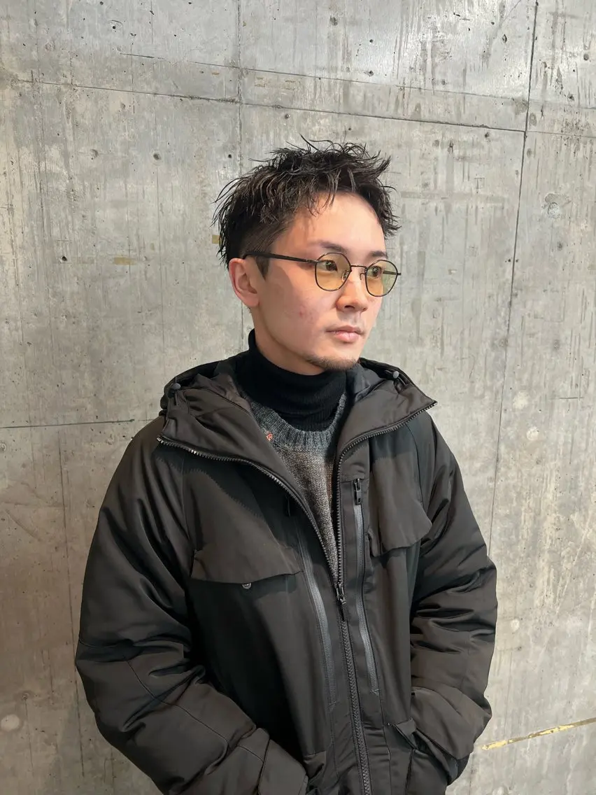 ショート カラー パーマ メンズ メンズパーマ ツイストスパイラルパーマ 似合わせカット ショートヘア スパイラルパーマ パーマ メンズパーマ /SUNAOのヘアスタイル