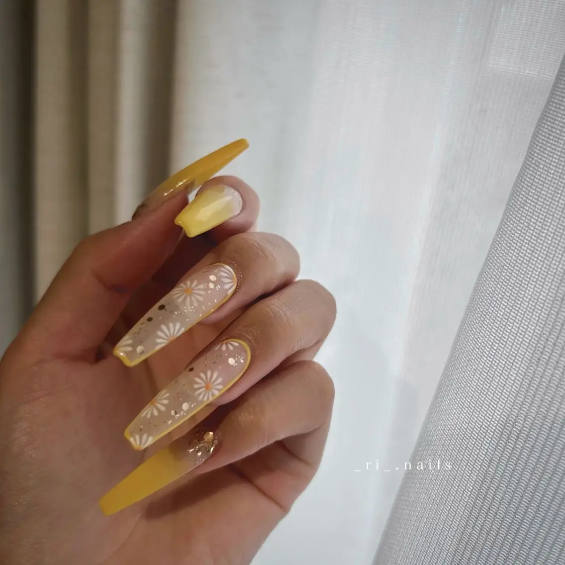 ネイル ハンドネイル . Linaのネイルデザイン