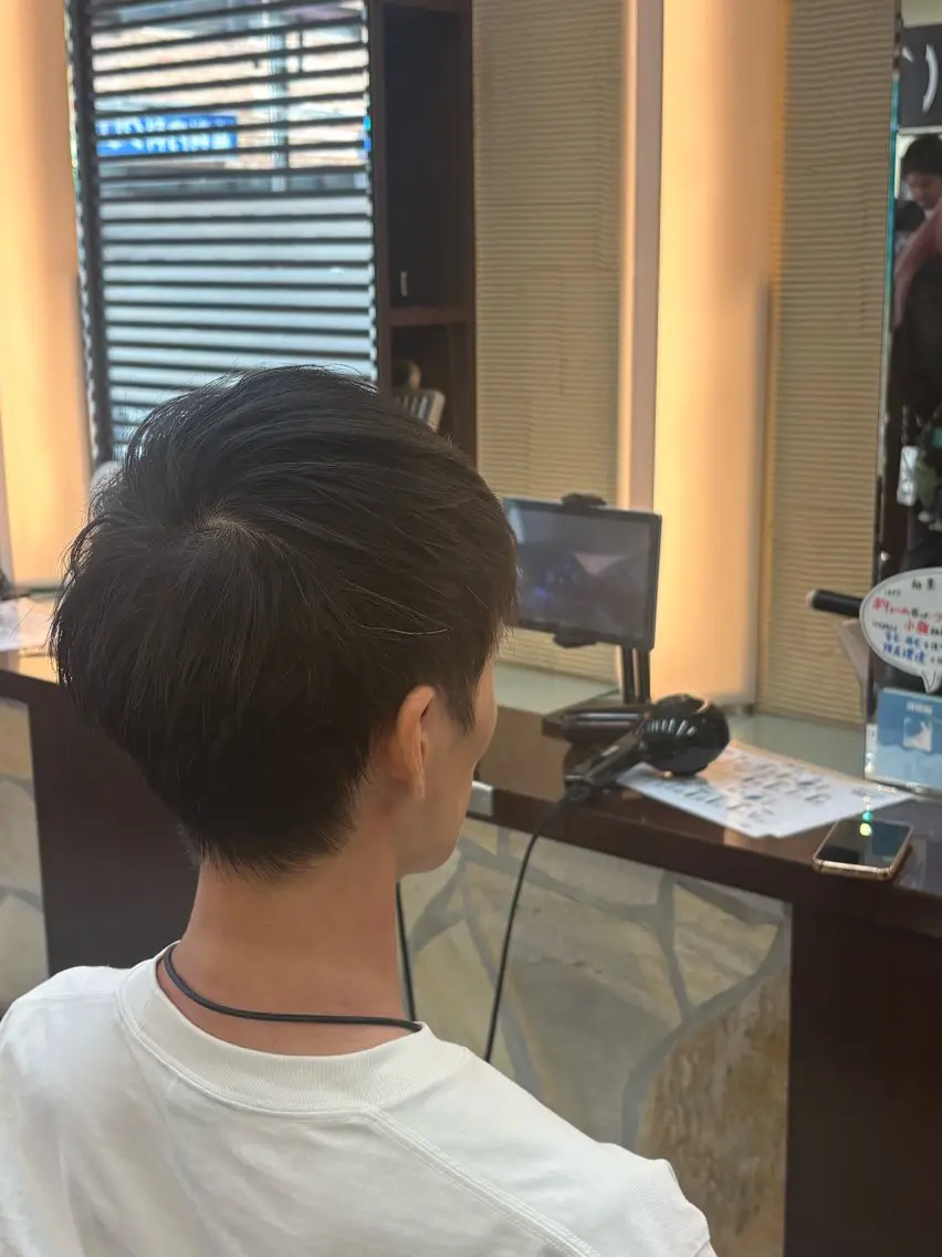 メンズ カット 細田 舞乃のヘアスタイル