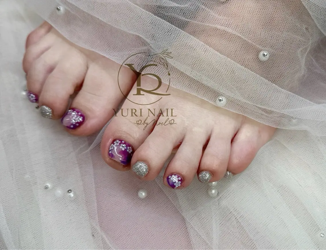 ネイル ハンドネイル フットネイル ハンドケア YURI Nail NARITAのネイルデザイン