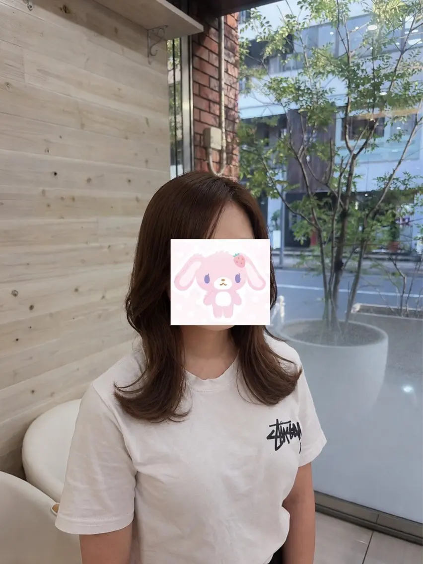 カラー SEEK AYAKAのヘアスタイル