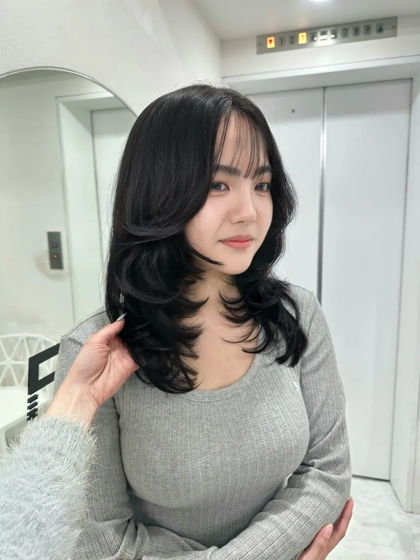 セミロング カット トリートメント 韓国ガーリー🤍ハイ トーン🤍Ayanaのヘアスタイル