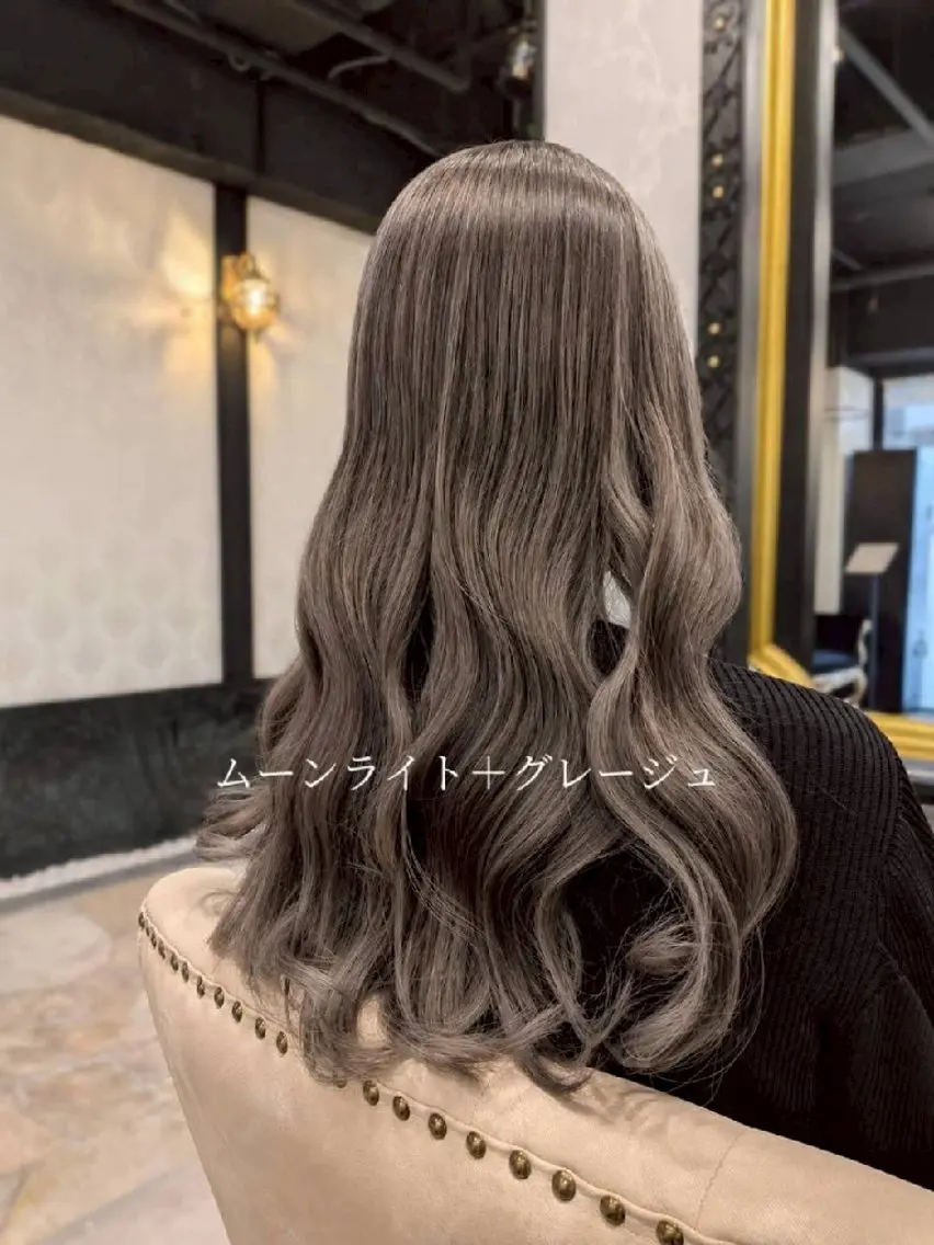 ロング カラー ダブルカラー イルミナカラー ロング ARVELAhair essenceのヘアスタイル
