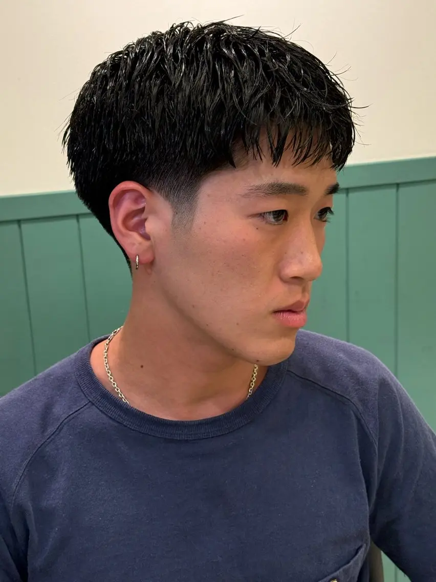 ショート メンズ カット 足立 享祐のヘアスタイル