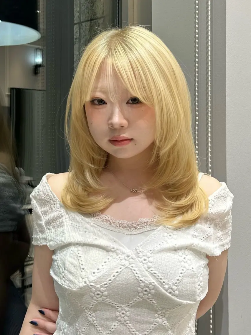 ミディアム 顔周りカット 韓国風ヘア レイヤーカット GINZA /朱凛🤍のヘアスタイル