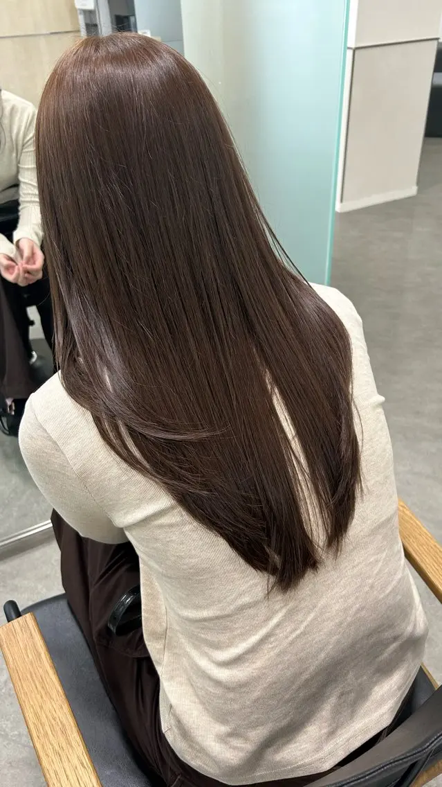 ロング カット ヘアカラー 𝑹𝒊𝒌𝒐 ブリーチ/艶カラーのヘアスタイル
