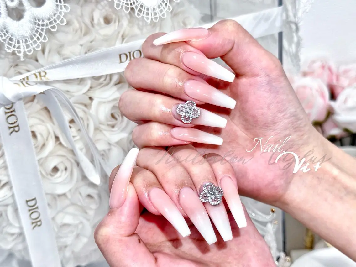 ネイル ハンドネイル ✨Nailsalon Vi+✨のネイルデザイン