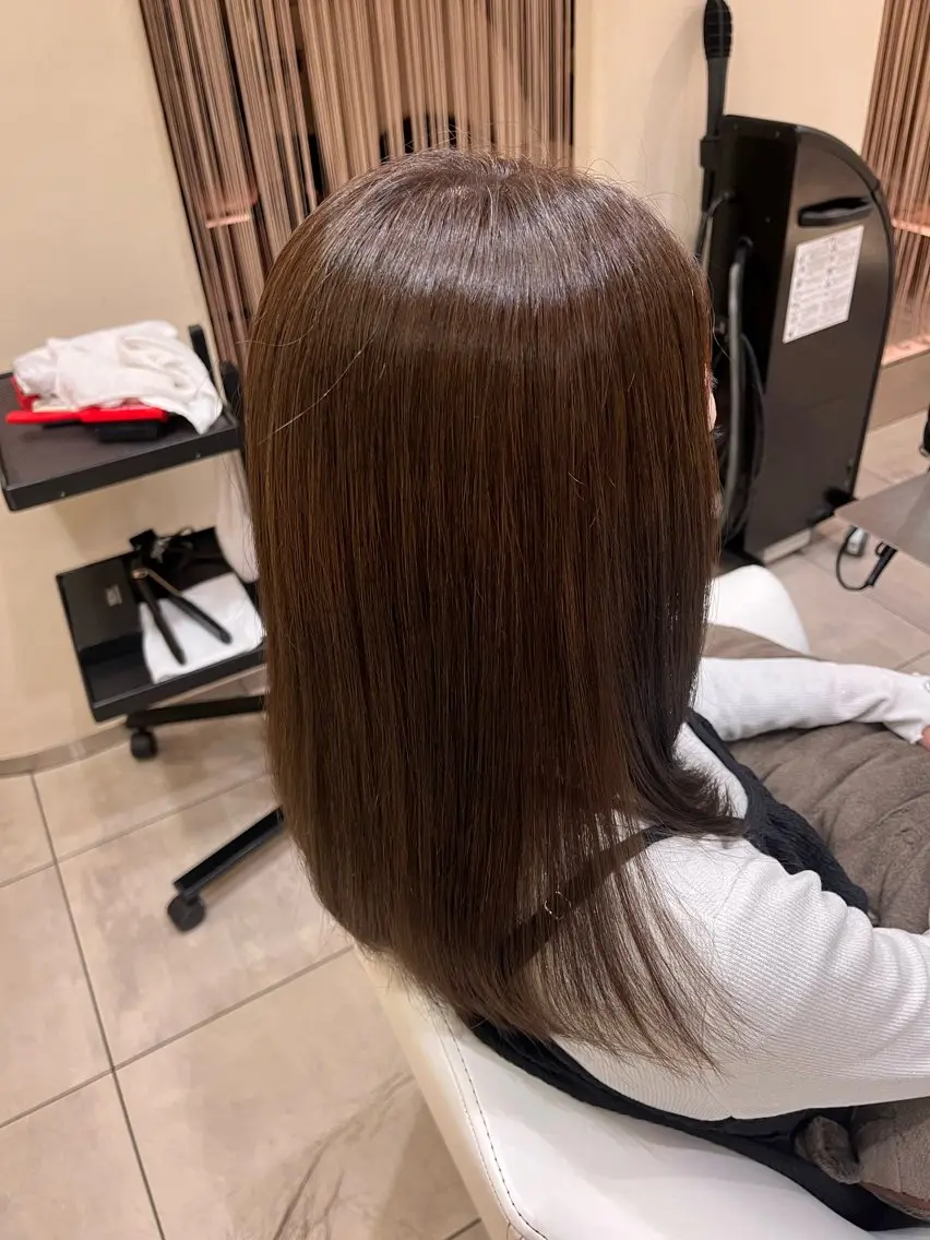 セミロング 柴田 葉月のヘアスタイル