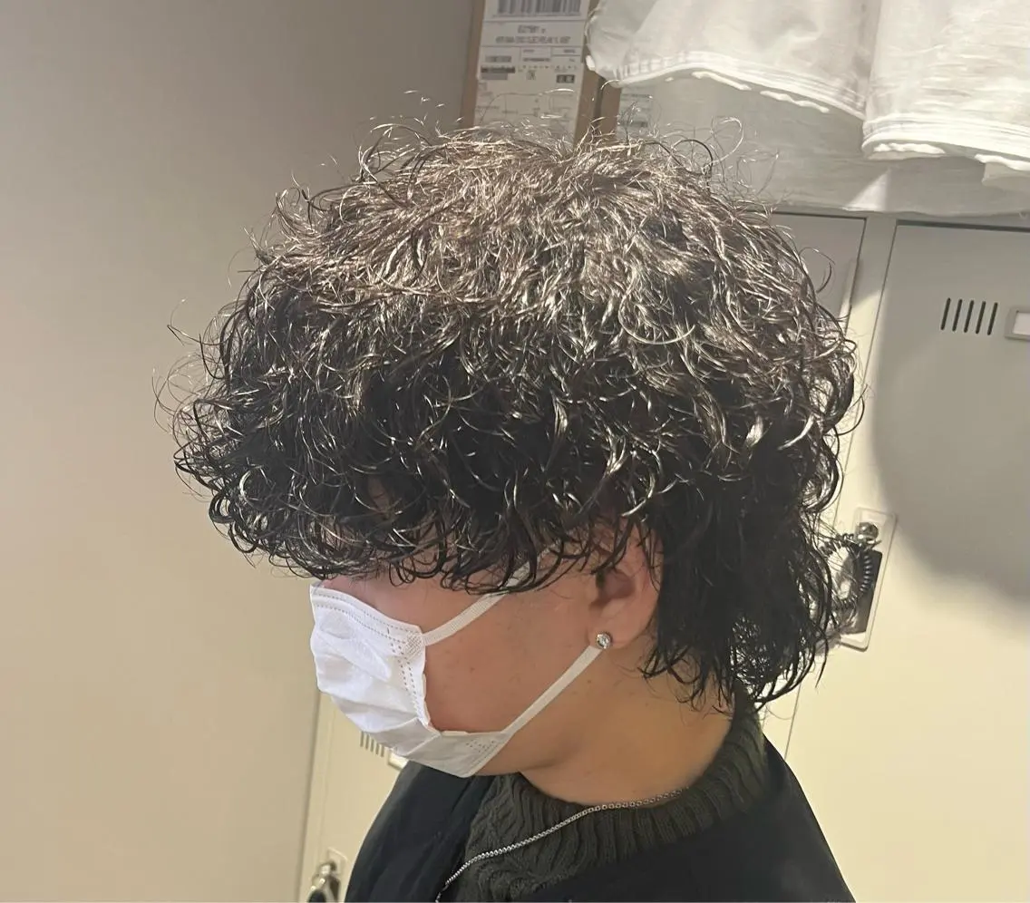 ミディアム パーマ メンズ 横浜駅メンズパーマ師 🌀岩﨑弘成🌀のヘアスタイル