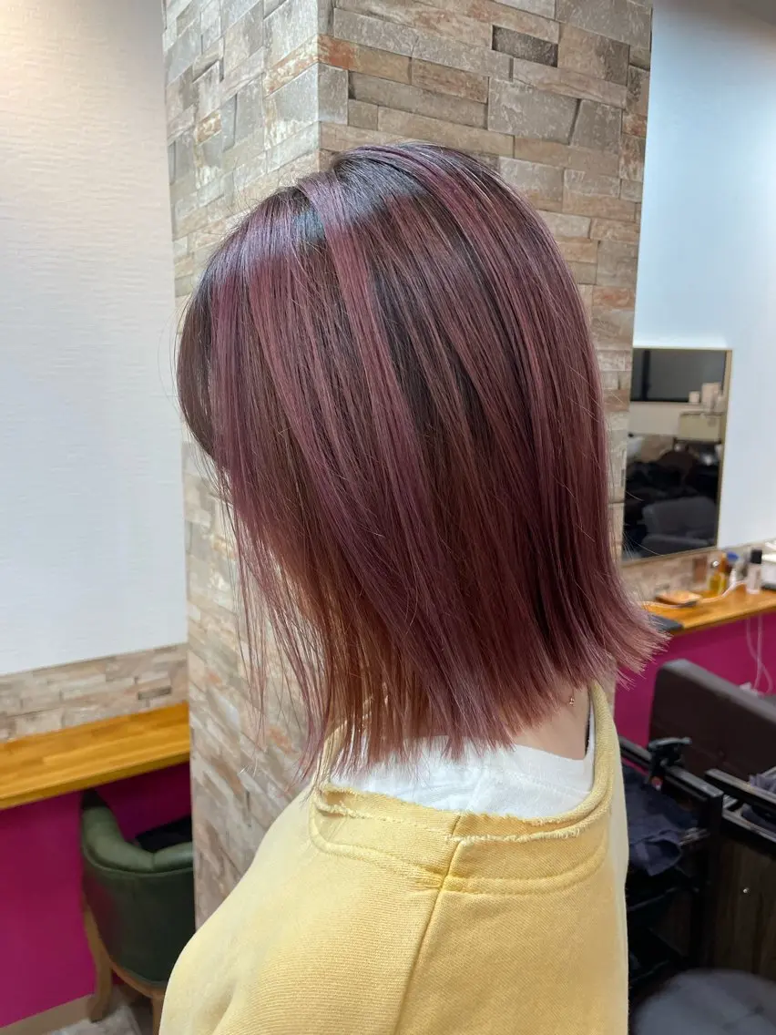 ミディアム カラー バレイヤージュ ベージュカラー ピンクカラー ピンクベージュ レイヤーカット カット ヘアカラー YUI/ ブリーチカラー🌷のヘアスタイル