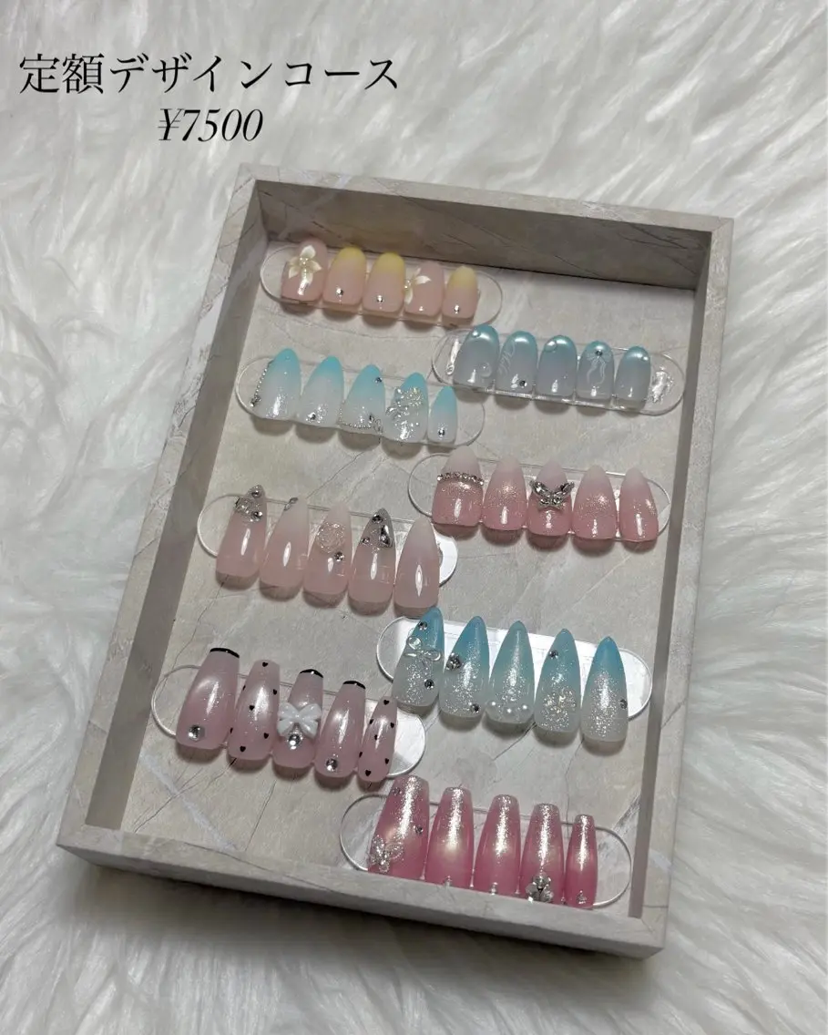 ネイル チークネイル ドット フラッシュネイル フラッシュマグ 韓国ネイル ハンドネイル nail salon Anela🪽🫧のネイルデザイン