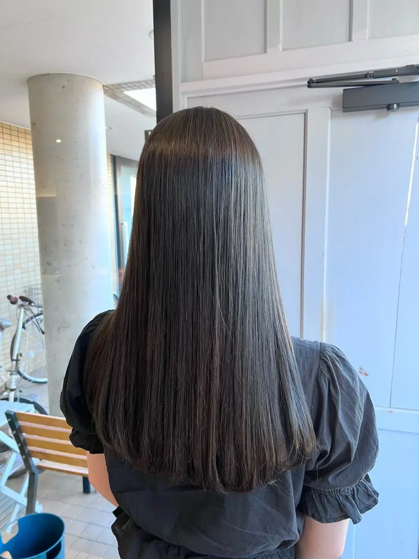ロング カラー カット ヘアカラー トリートメント ツキダテ ユイのヘアスタイル